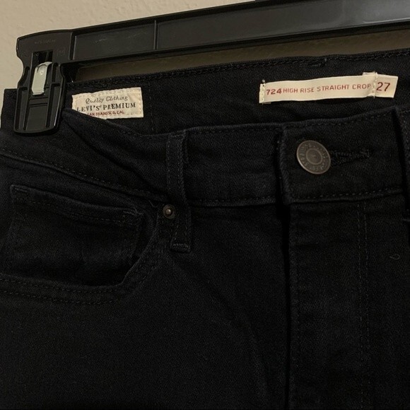 Levi’s 724 black high rise straight leg distressed cropped jeans women’s size 27 - Picture 8 of 11